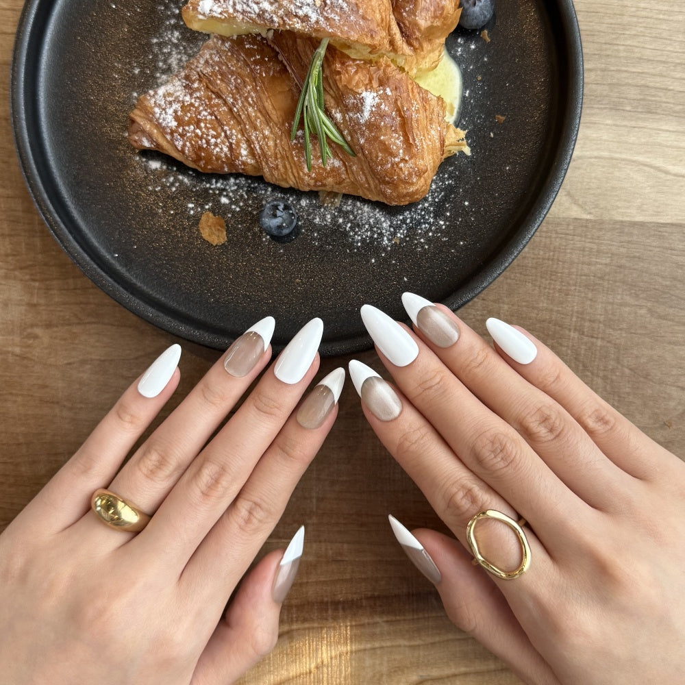Classic White French Tips with Magnetic Cat Eye Effect