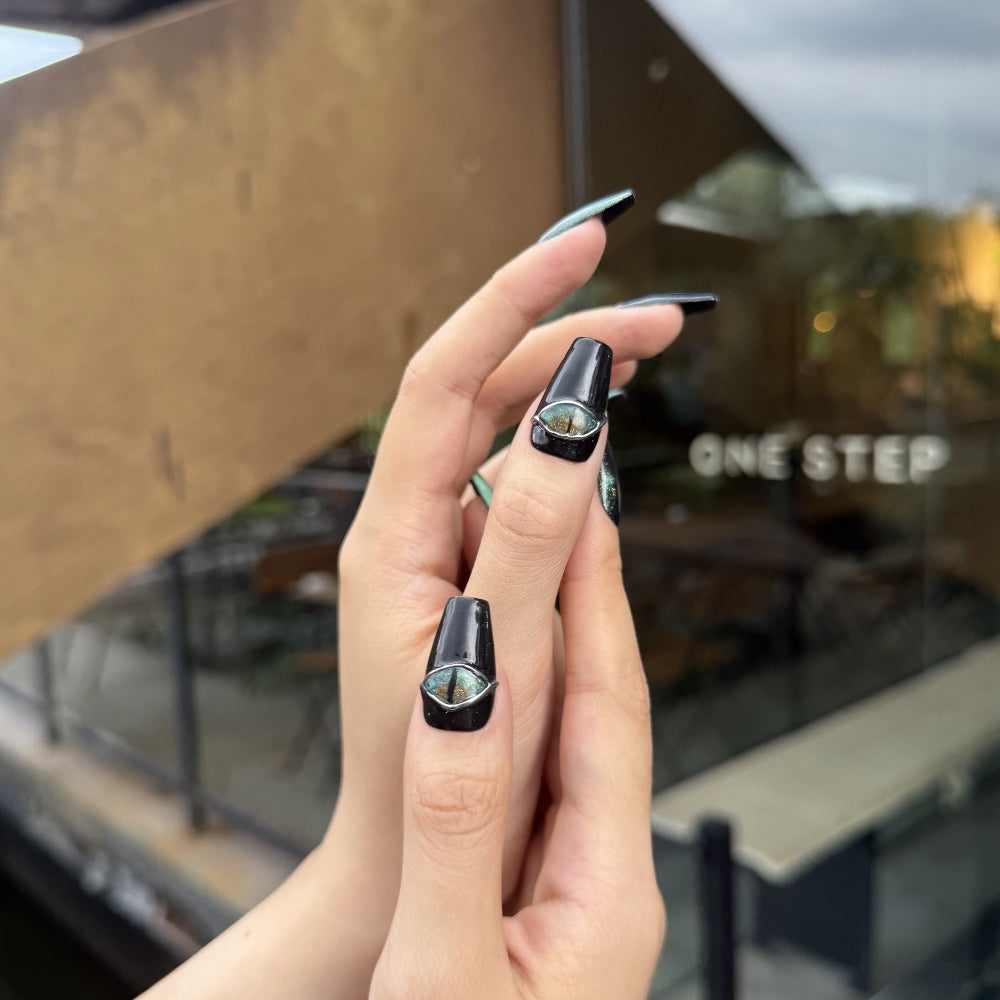 Jewel Tone Green Nails - Silver Chrome & Cat Eye Effect