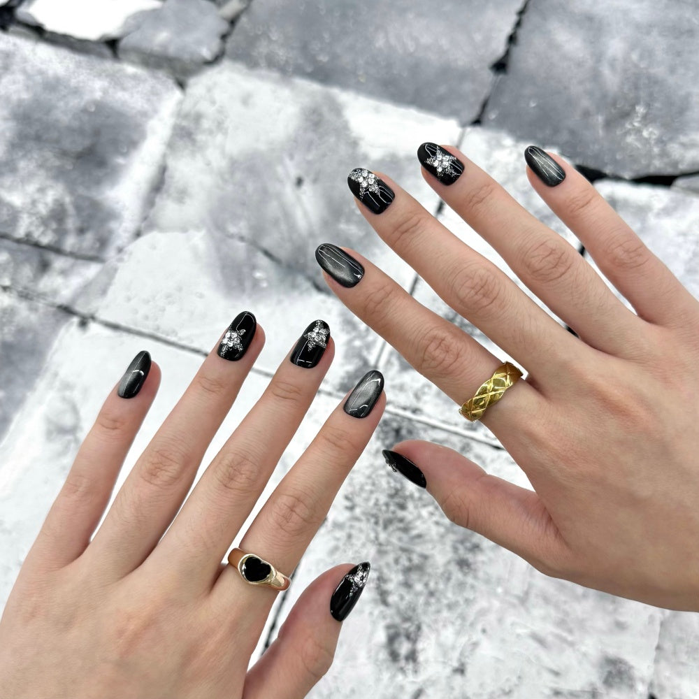 Black Galaxy Cat-Eye Nails - Hand-Painted Starry Glow & Micro Glitter