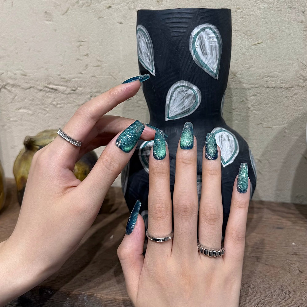 Galactic Shimmer Press-ons - 3D Crystal Clusters & Cat Eye Base