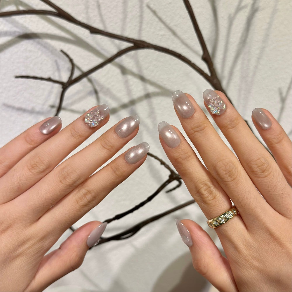 Icy Cat Eye Nails – Holographic Bow Press-Ons