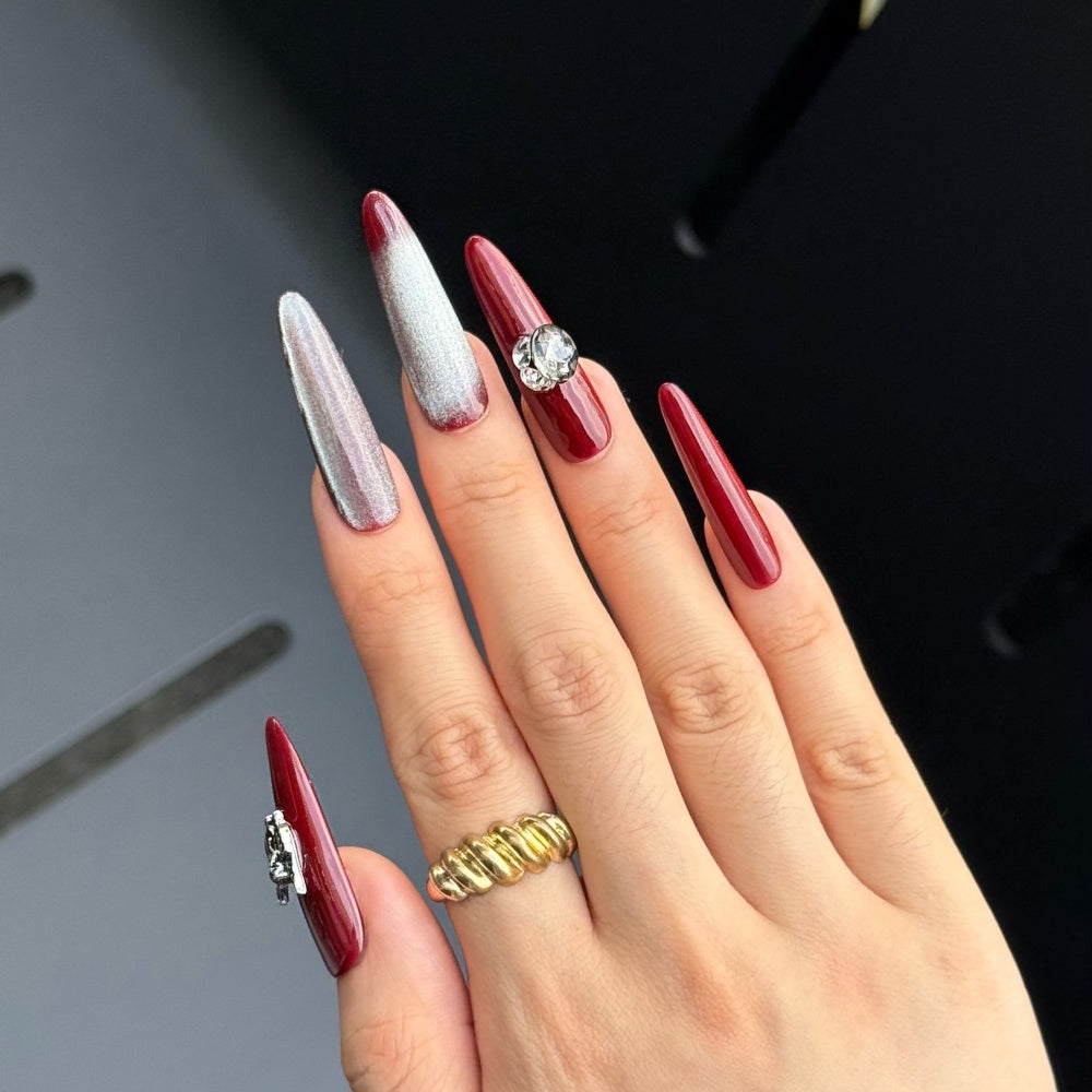 Crimson Eclipse Cat-Eye Nails - Silver Meteor Shower & Diamond Armor Tips