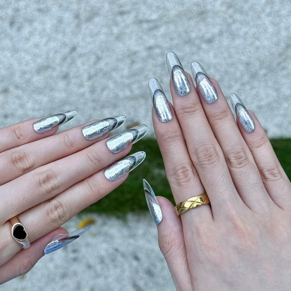AI Glow Fake Nails - Liquid Mercury Tips & Transparent Circuits