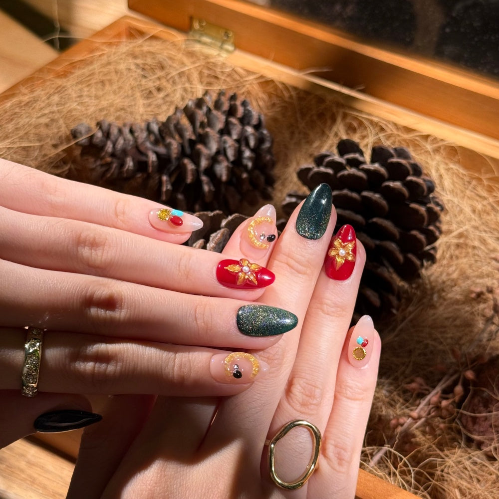 Handmade Emerald Cat-Eye Nails - 24K Gold Filigree & Leaf Veins