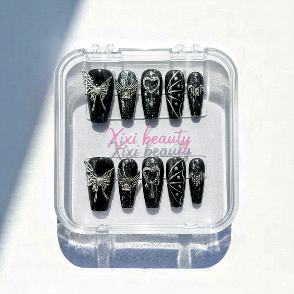Y2K Punk Fake Nails - Edgy Black 3D Metal Embellishments